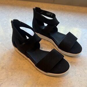 Eileen Fisher Women's Sport Sneaker Sandals Size 7 Black Leather Zip Strappy